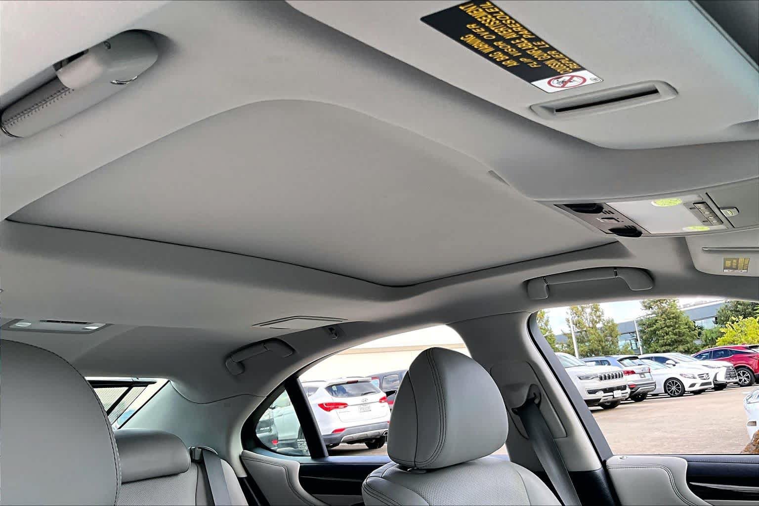 Used 2017 Lexus LS 460 w/ Comfort Package RWD image 12