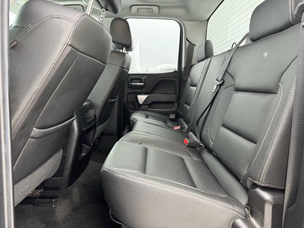 Used 2018 Chevrolet Silverado 2500 LTZ w/ Vortec Plus Package image 12