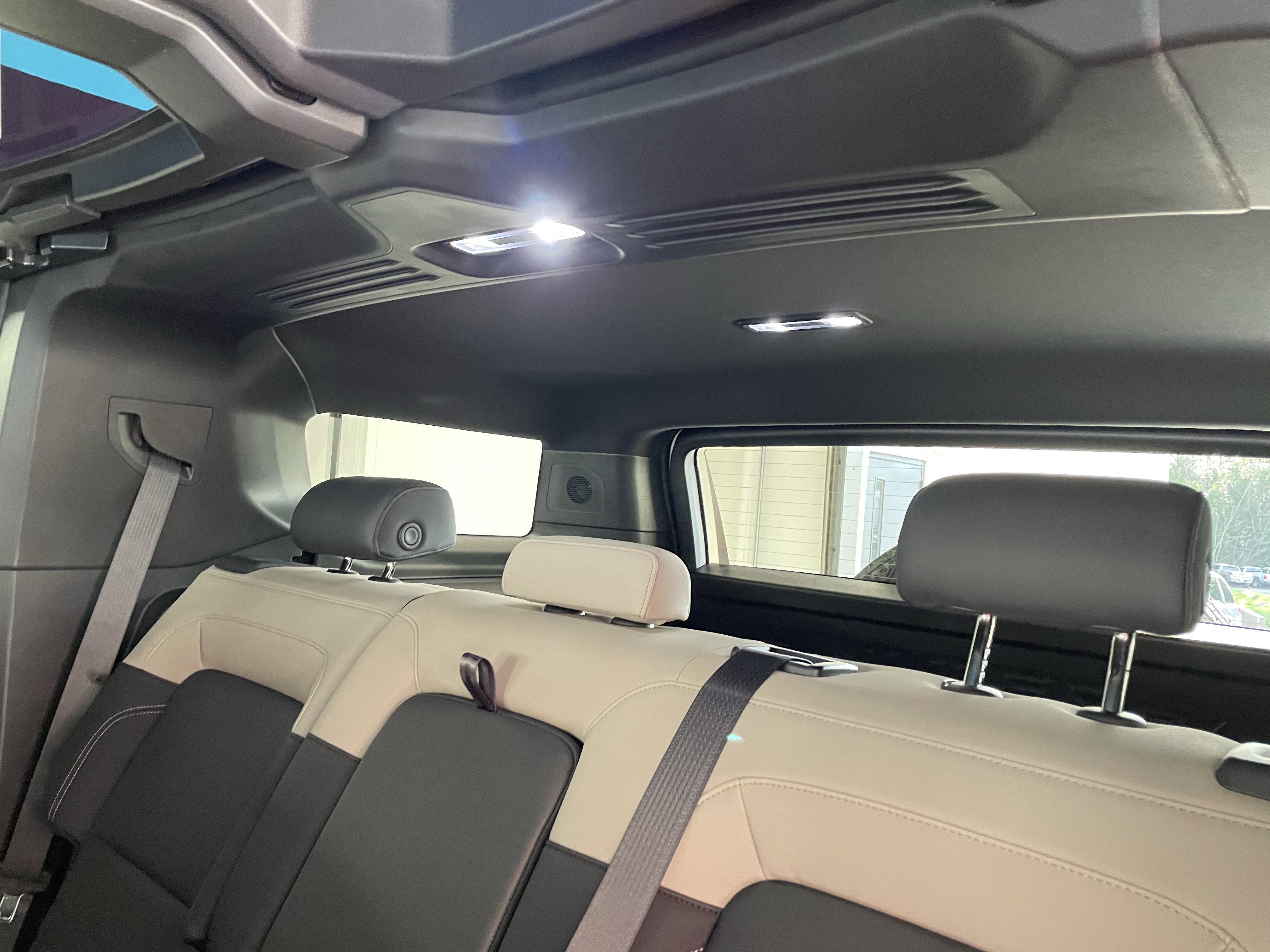 New 2026 GMC Hummer EV SUV AWD/4WD image 13