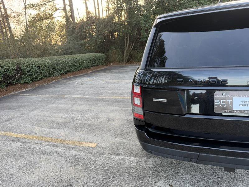 Used 2017 Land Rover Range Rover Long Wheelbase Supercharged image 9