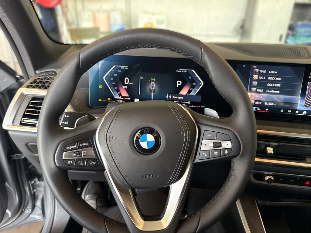 New 2026 BMW X5 sDrive40i image 23