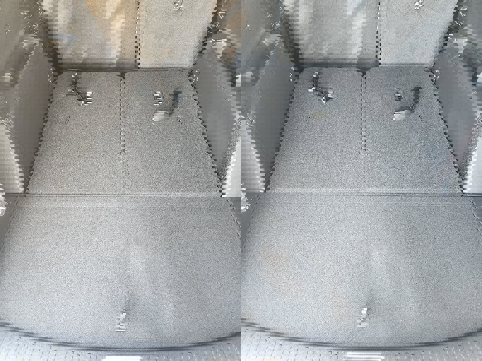 New 2026 Kia Sorento LX FWD image 24