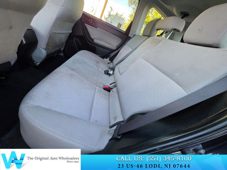 Used 2016 Subaru Forester 2.5i Premium w/ All-Weather Package AWD/4WD image 13