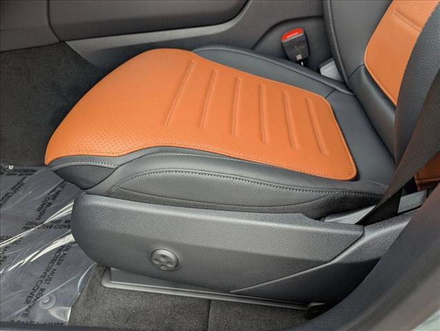 New 2026 Mercedes-Benz GLC 300 GLC 300 image 4