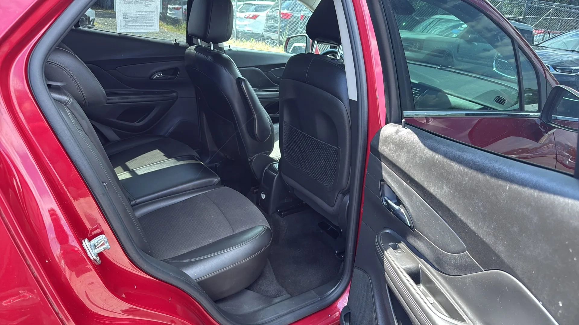 Used 2020 Buick Encore Preferred image 26