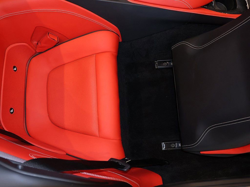 Certified 2022 Ferrari Portofino M image 43