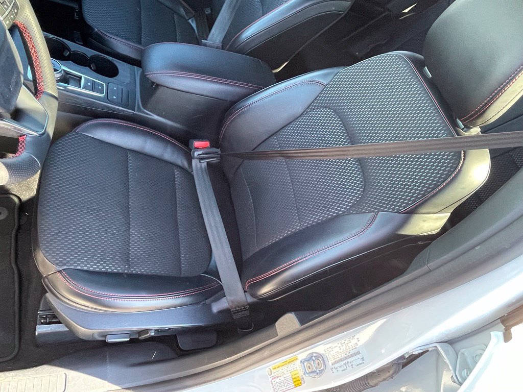 Certified 2024 Ford Escape ST-Line w/ Cold Weather Package FWD image 10