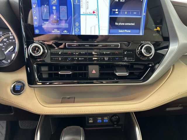 Used 2022 Toyota Highlander Platinum image 23
