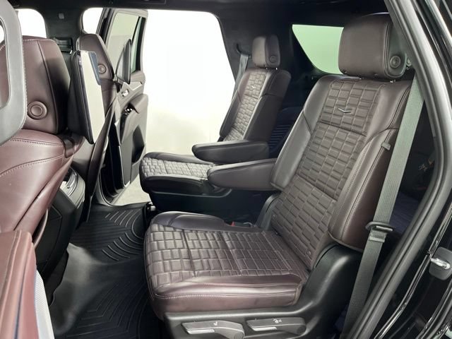 Used 2022 Cadillac Escalade Sport Platinum w/ LPO, ONYX Package AWD/4WD image 44