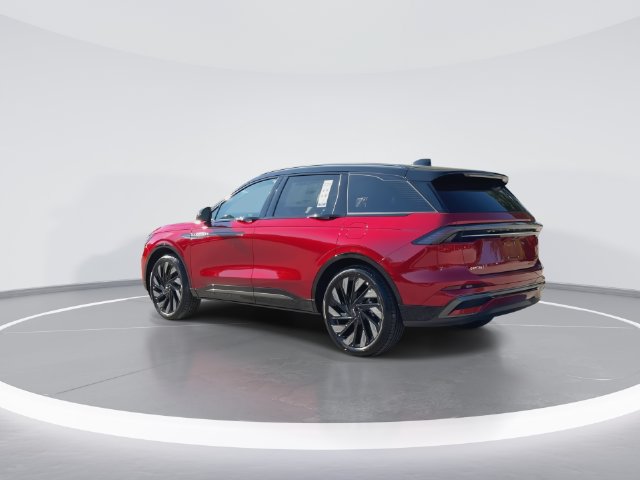 New 2026 Lincoln Nautilus Reserve w/ Jet Appearance Package AWD/4WD image 6
