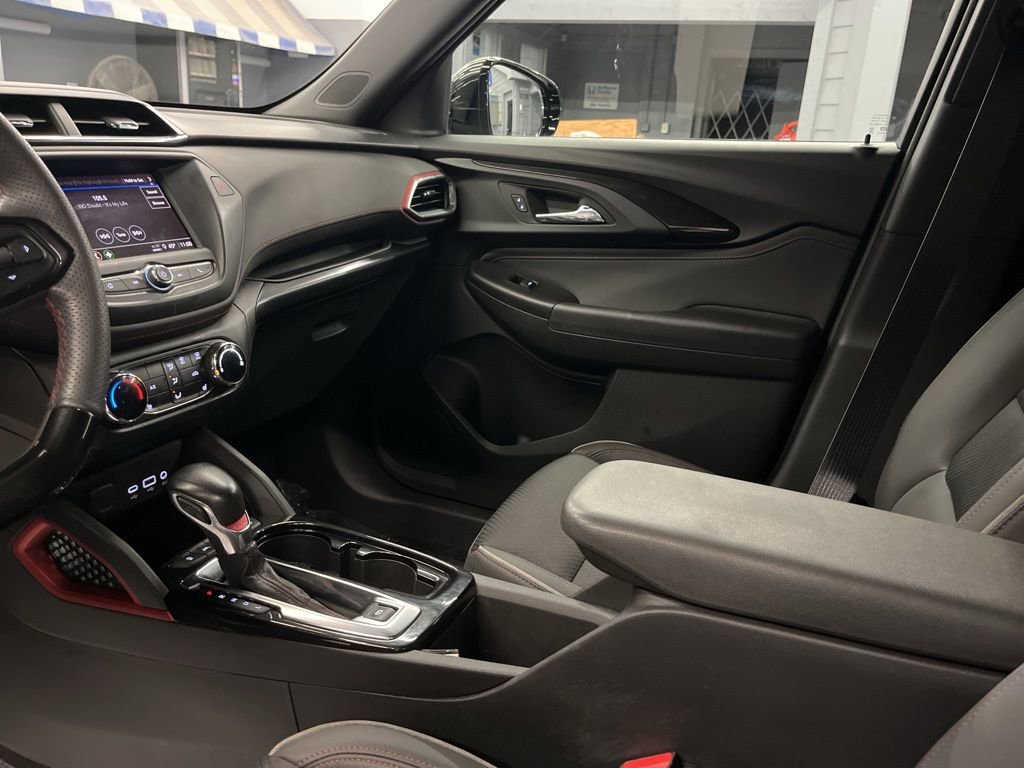 Used 2022 Chevrolet TrailBlazer RS image 17