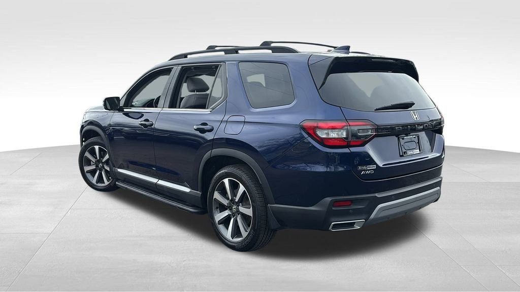 Used 2024 Honda Pilot Elite image 5