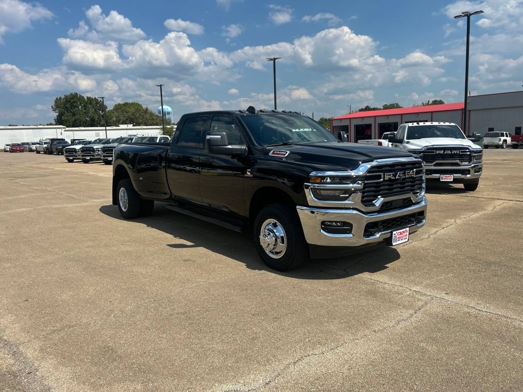 New 2027 RAM 3500 Tradesman AWD/4WD image 7