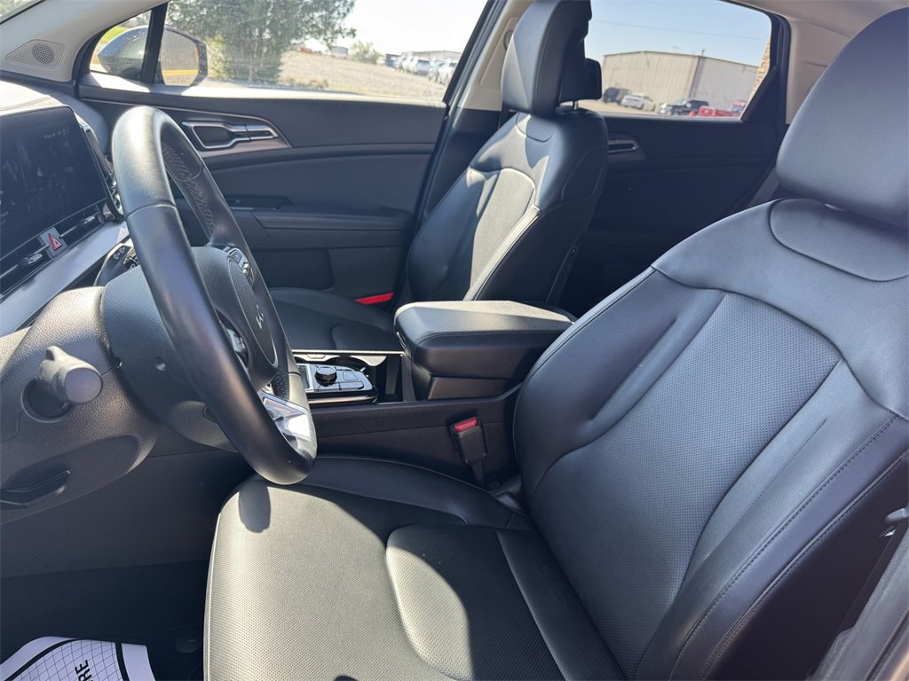 Used 2024 Kia Sportage SX image 17