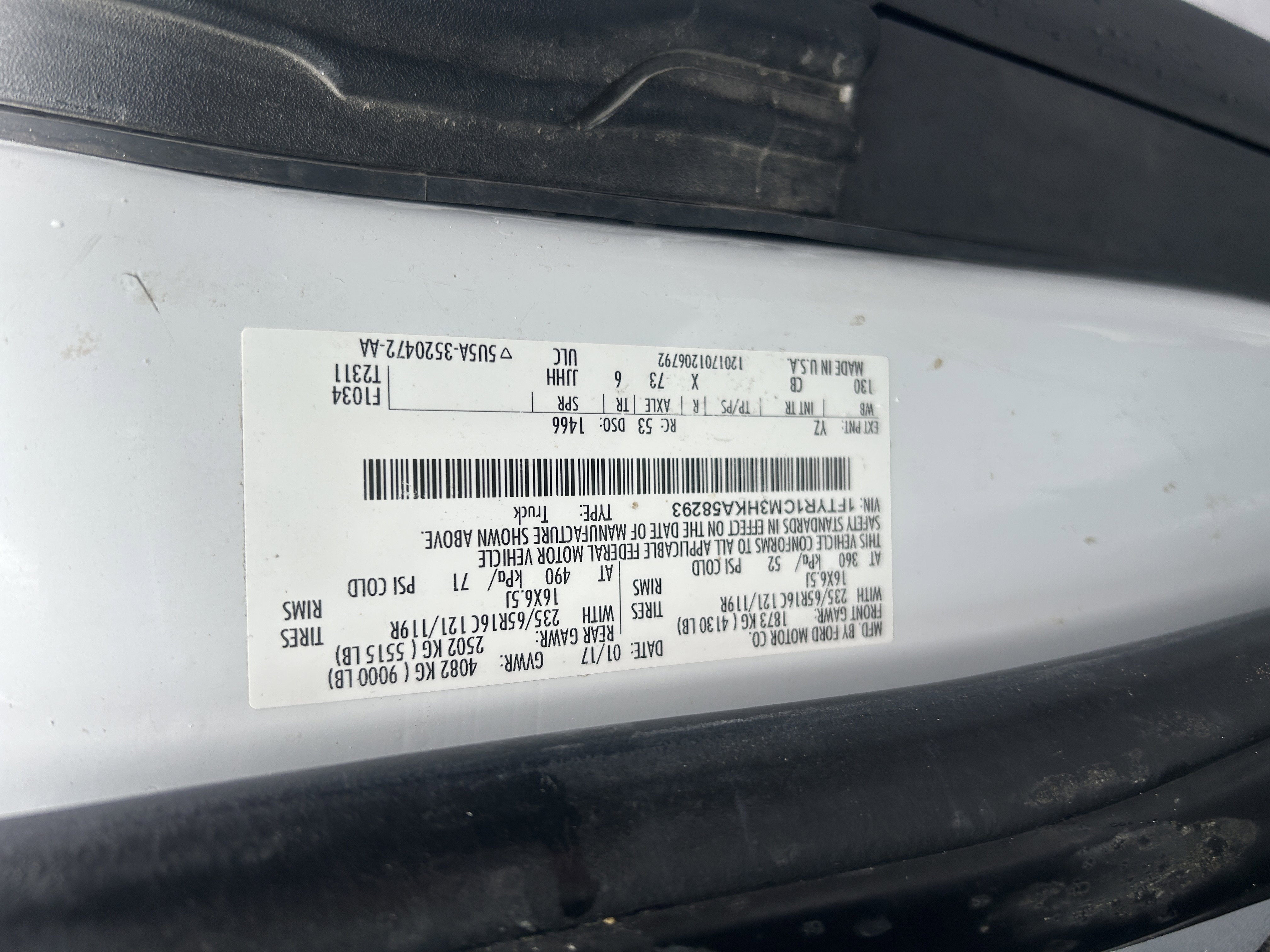 Used 2017 Ford Transit 250 130 Medium Roof RWD image 17