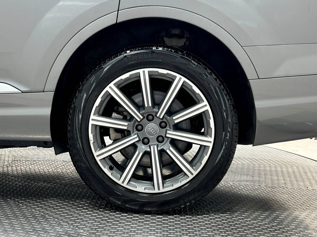 Used 2017 Audi Q7 3.0T Premium Plus AWD/4WD image 41