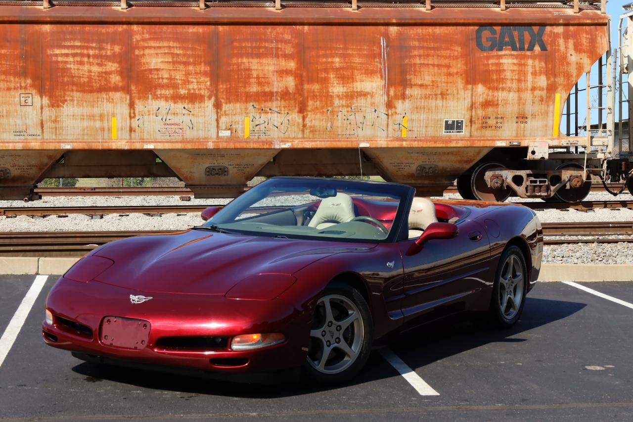 Used 2003 Chevrolet Corvette Convertible w/ Preferred Equipment Group1 RWD image 4