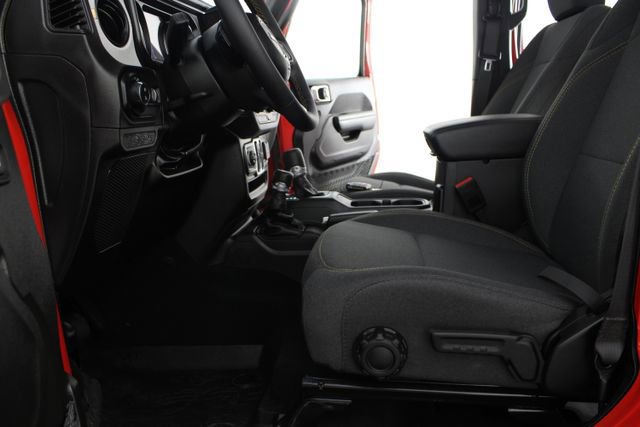 Used 2024 Jeep Gladiator Sport image 15