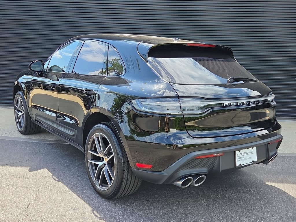 Certified 2026 Porsche Macan AWD/4WD image 3
