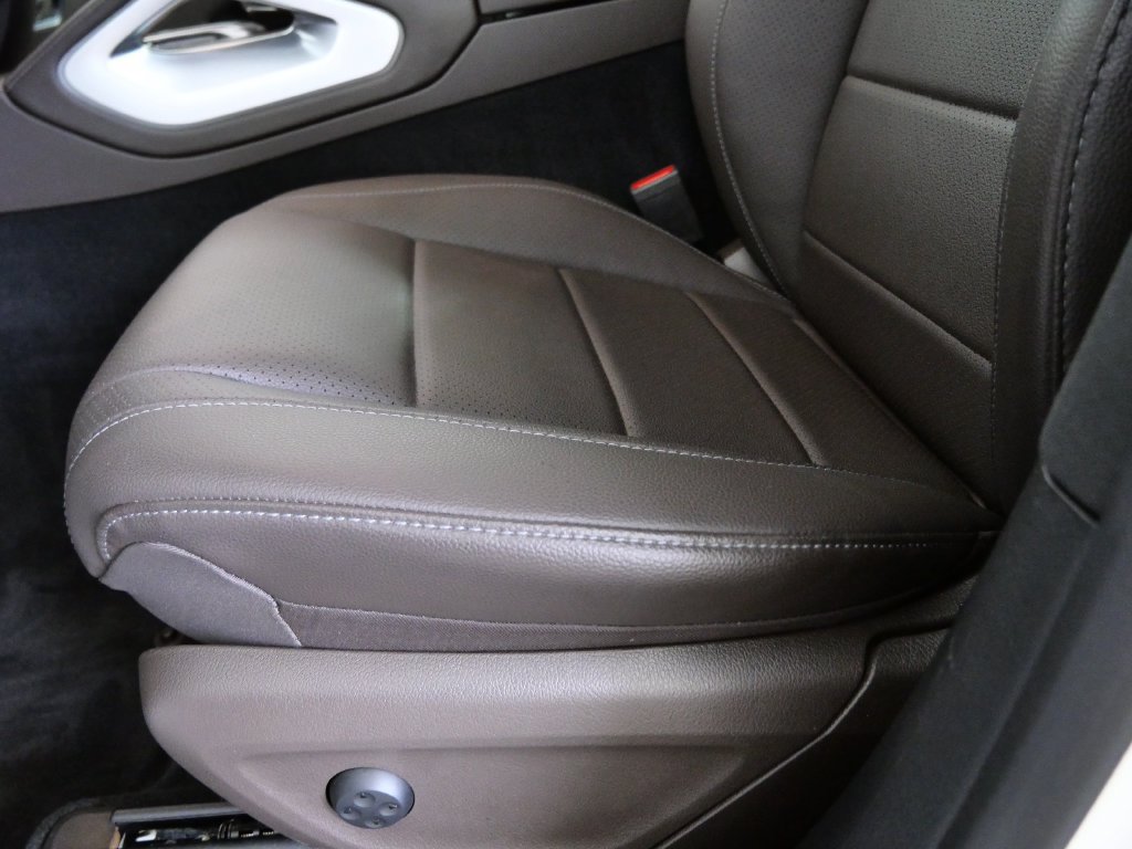 Used 2021 Mercedes-Benz GLE 450 4MATIC image 16
