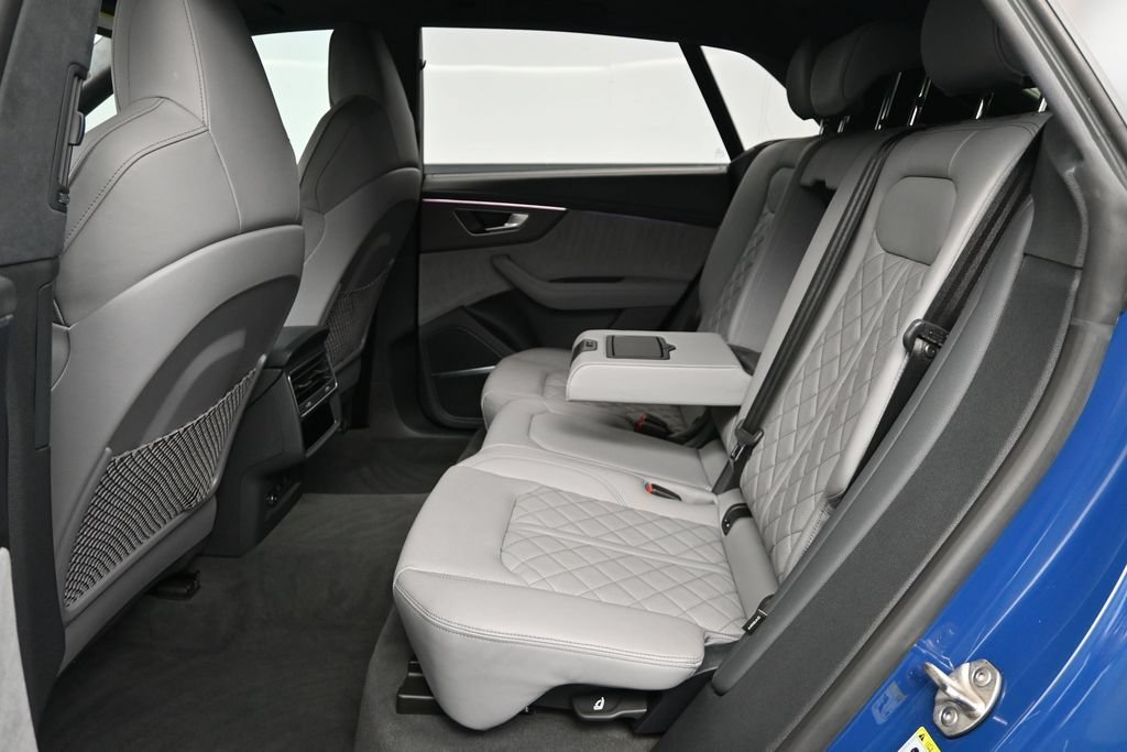 Used 2024 Audi SQ8 Prestige AWD/4WD image 14