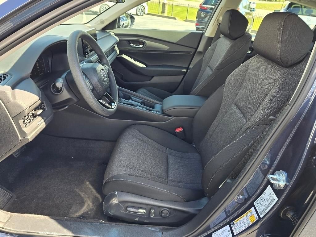 New 2025 Honda Accord SE image 12