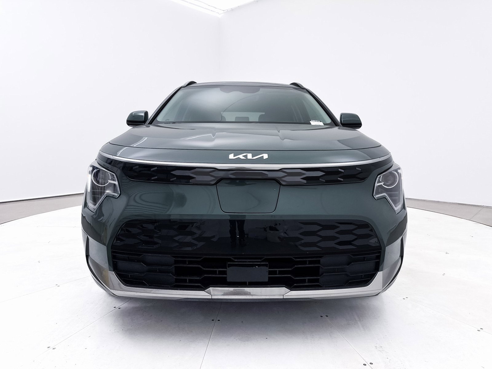 Certified 2025 Kia Niro Wind image 8