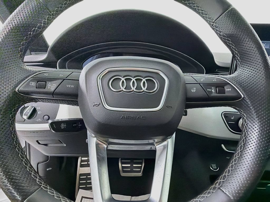 Used 2023 Audi A4 2.0T Premium Plus w/ Premium Plus Package AWD/4WD image 11