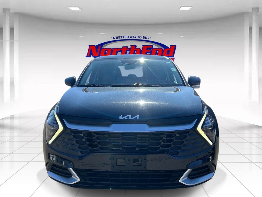 Used 2024 Kia Sportage LX image 8