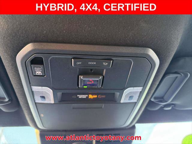 Certified 2025 Toyota 4Runner TRD Off-Road AWD/4WD image 28