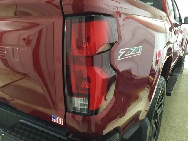Used 2024 Chevrolet Colorado Z71 w/ Z71 Convenience Package 2 image 22