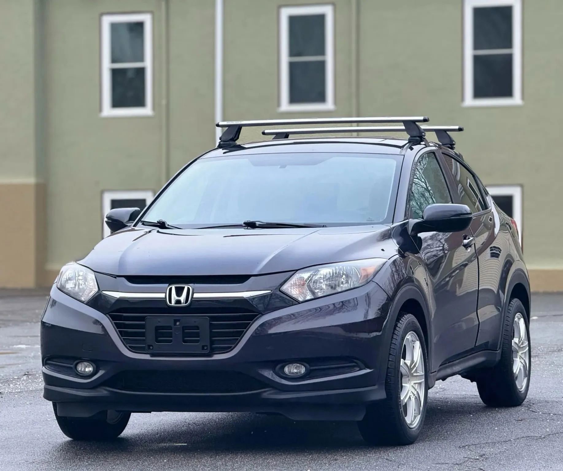 Used 2017 Honda HR-V EX image 10