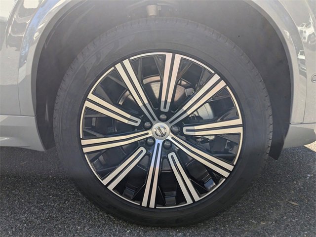New 2025 Volvo XC90 B6 Plus w/ Protection Package Premier image 10