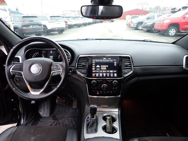 Used 2022 Jeep Grand Cherokee Laredo X image 16