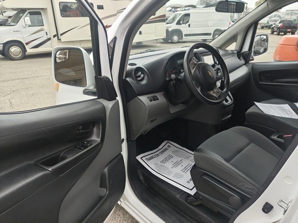 Used 2015 Chevrolet City Express LT w/ Technology Package FWD image 5