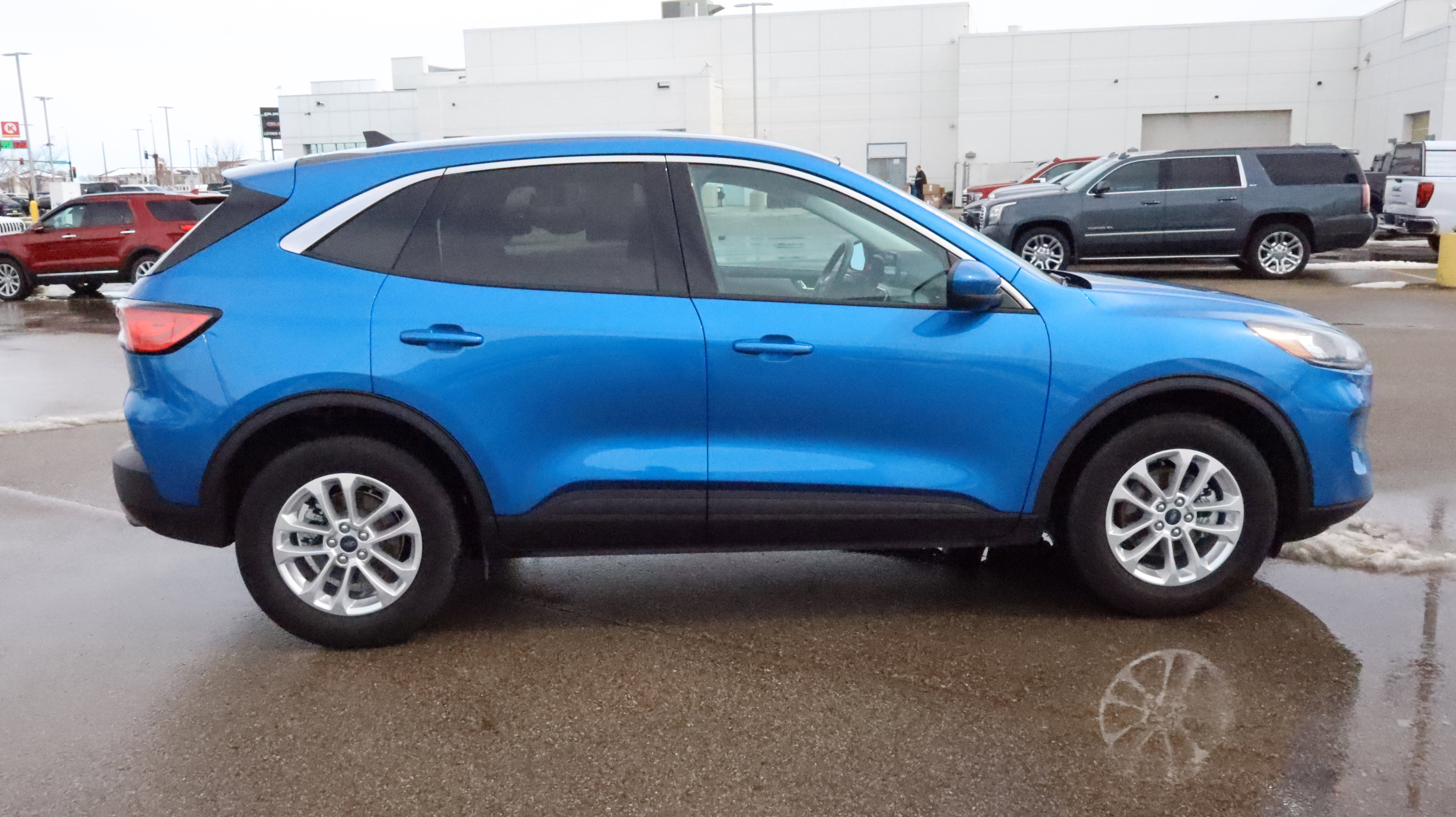 Used 2021 Ford Escape SE w/ Convenience Package image 8