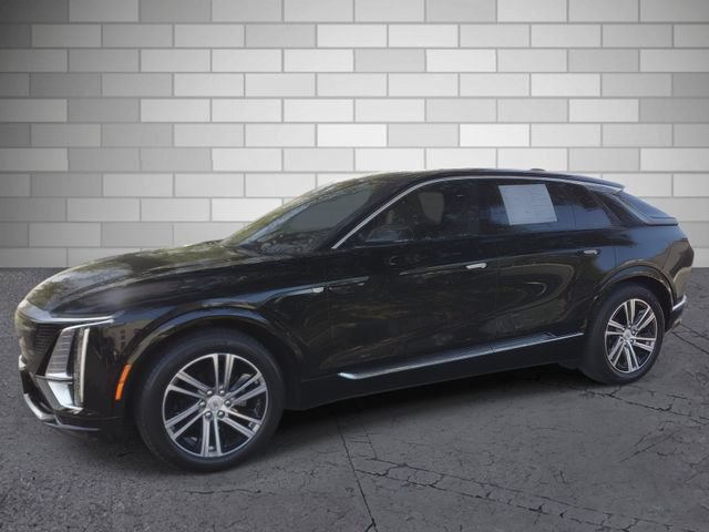 Certified 2024 Cadillac Lyriq Luxury RWD image 3