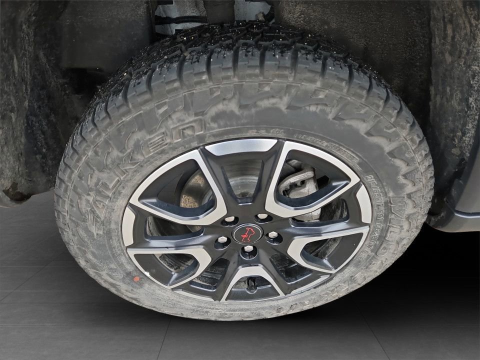 Used 2025 Jeep Compass Trailhawk image 33