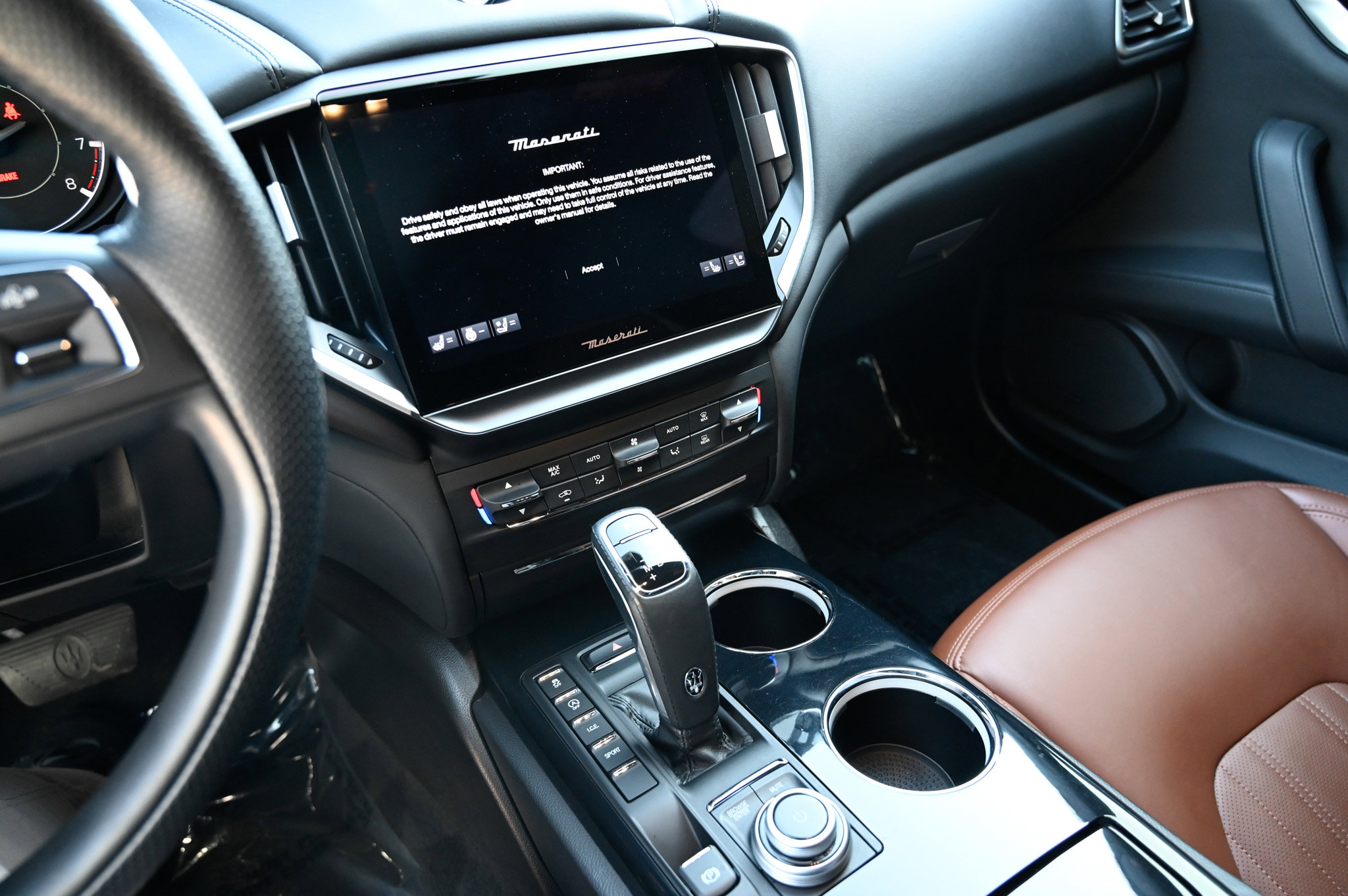 Used 2022 Maserati Ghibli Modena Q4 image 27