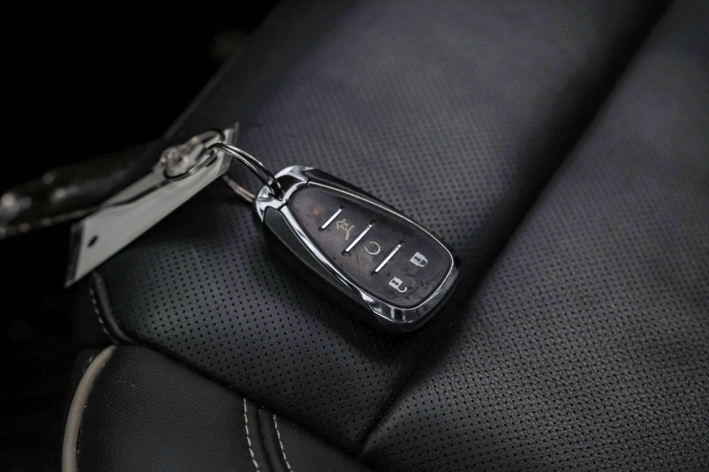 Used 2022 Chevrolet Traverse Premier w/ Redline Edition FWD image 75