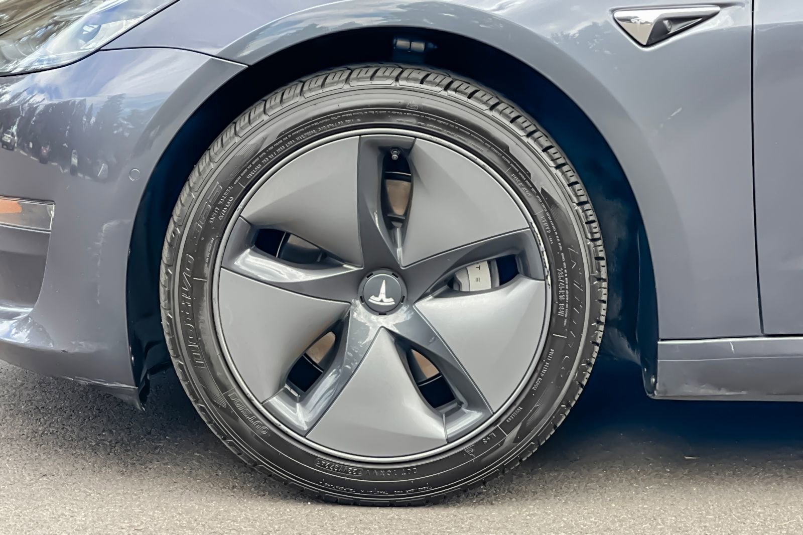Used 2019 Tesla Model 3 Standard Range image 34