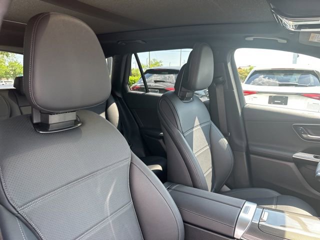 Certified 2026 Mercedes-Benz GLC 300 image 32