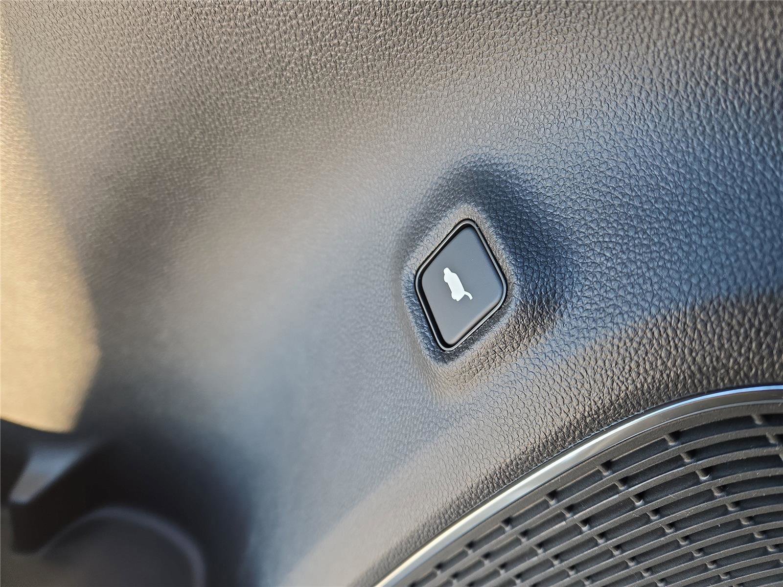 New 2026 Acura MDX w/Advance Package image 17