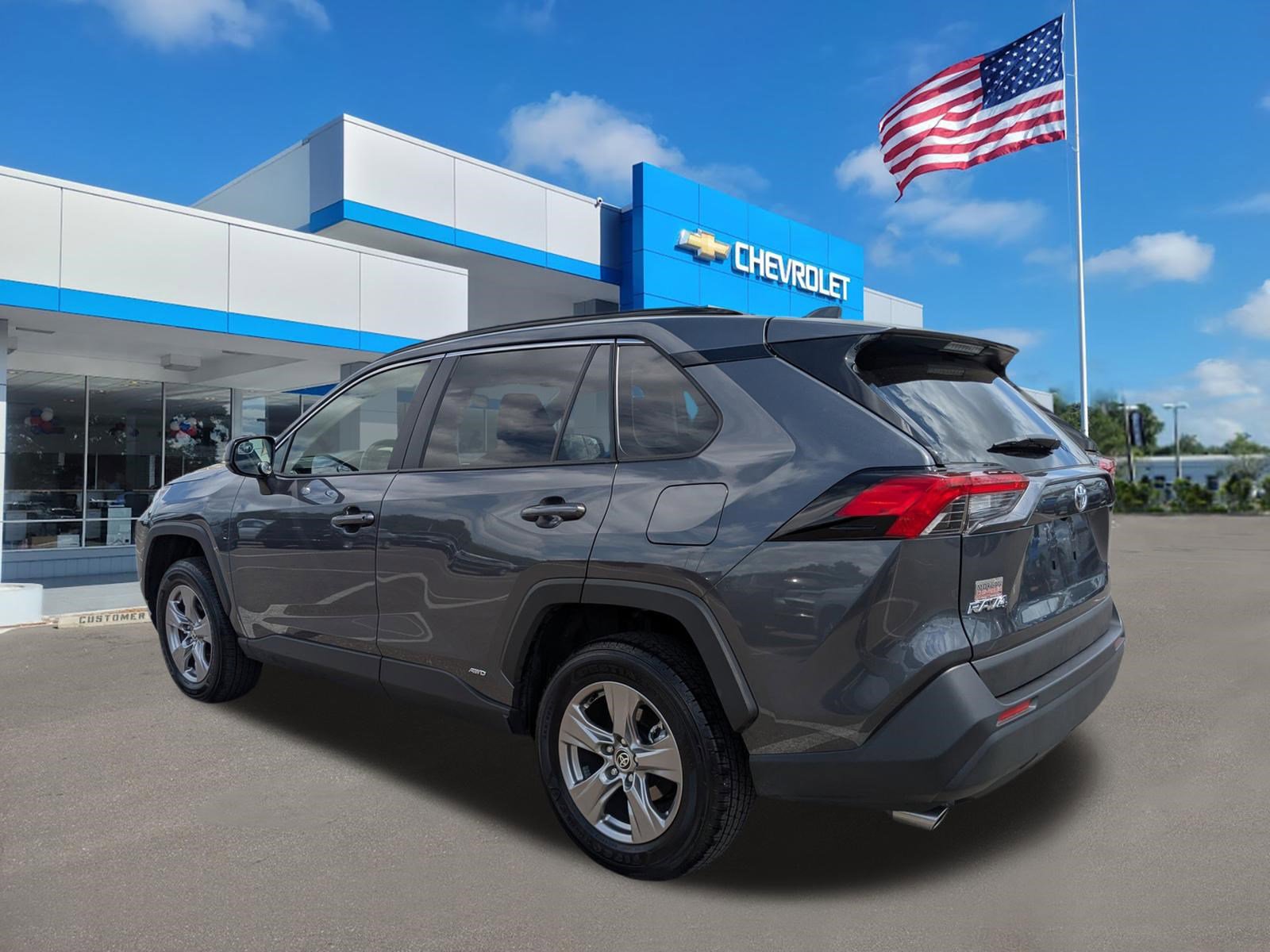 Used 2025 Toyota RAV4 LE image 6