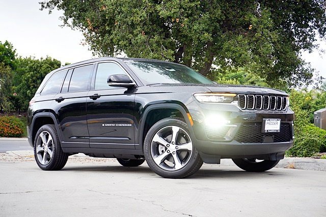 New 2023 Jeep Grand Cherokee Limited 4xe image 2