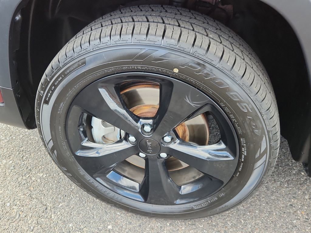 Used 2021 Jeep Cherokee Latitude Plus image 17