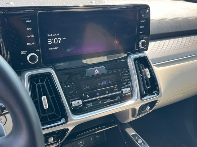 Certified 2023 Kia Sorento SX Prestige AWD/4WD image 17
