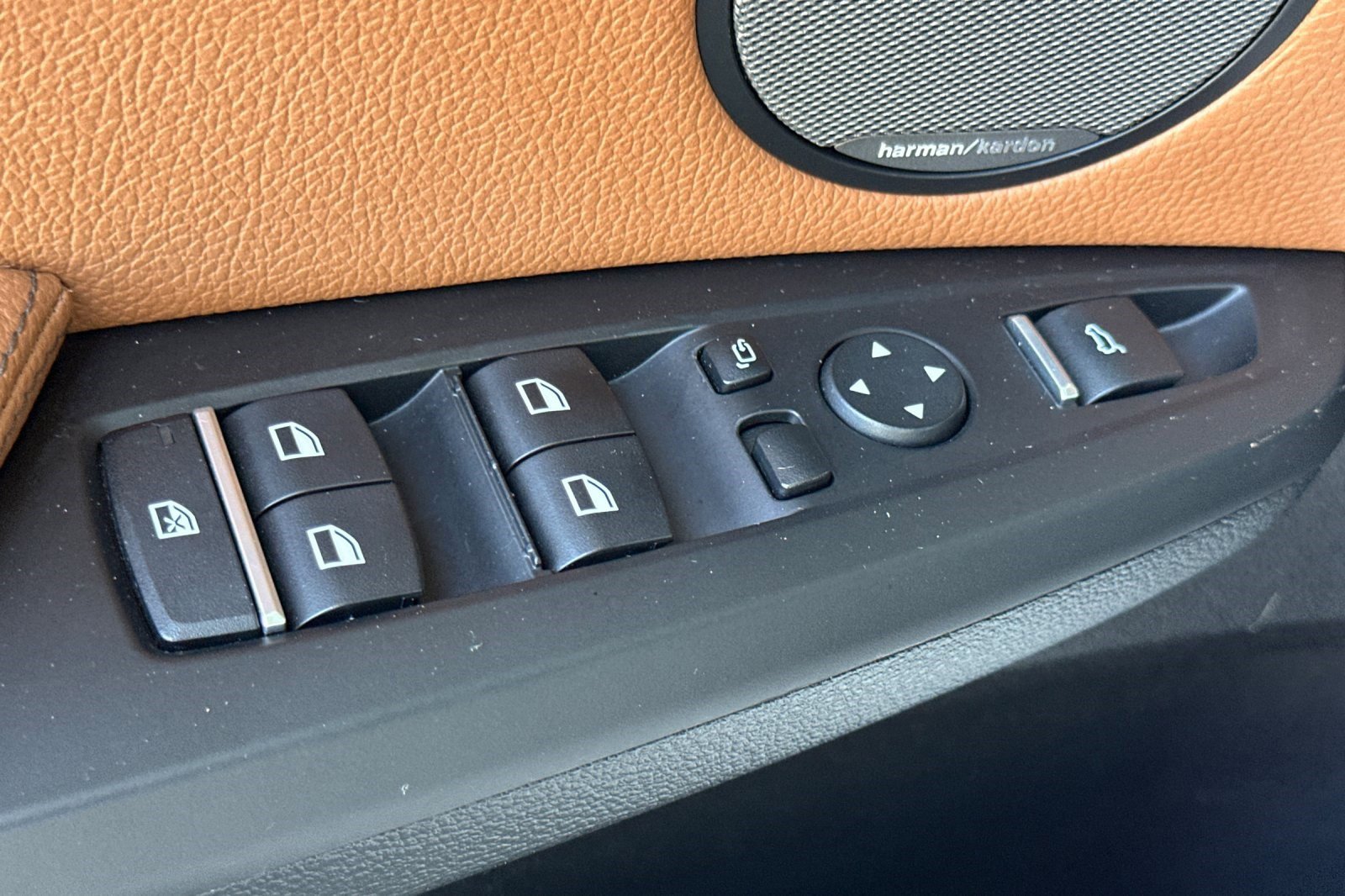 Used 2017 BMW X4 xDrive28i image 13