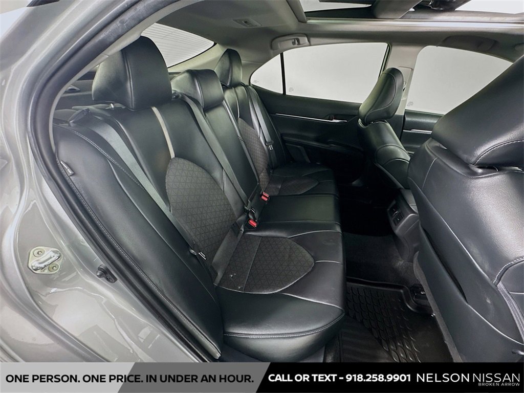Used 2022 Toyota Camry XSE image 27