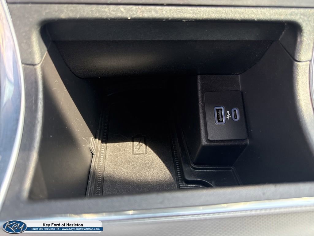 Used 2022 Ford Edge ST w/ Equipment Group 401A AWD/4WD image 27